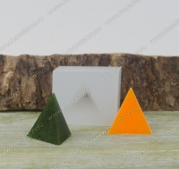 Молд силиконовый Пирамида (тетраэдр) 20х20х20 мм
